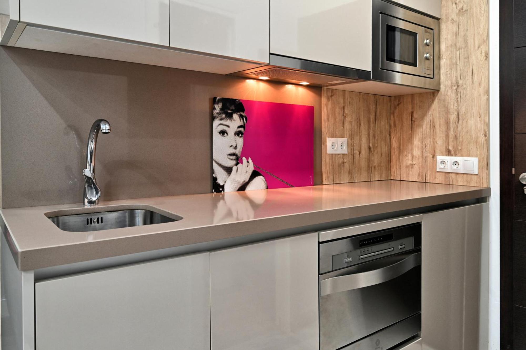 Rent4 La Malagueta 1 Апартаменты *